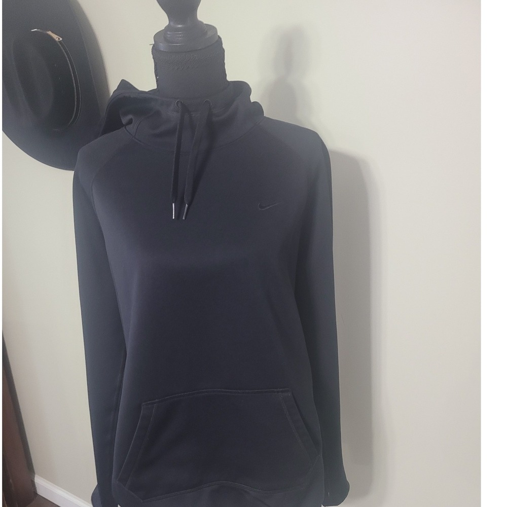 Nike‎ Therma Fit Black Hoodie Long Sleeve Pullover Pocket Athletic women Large